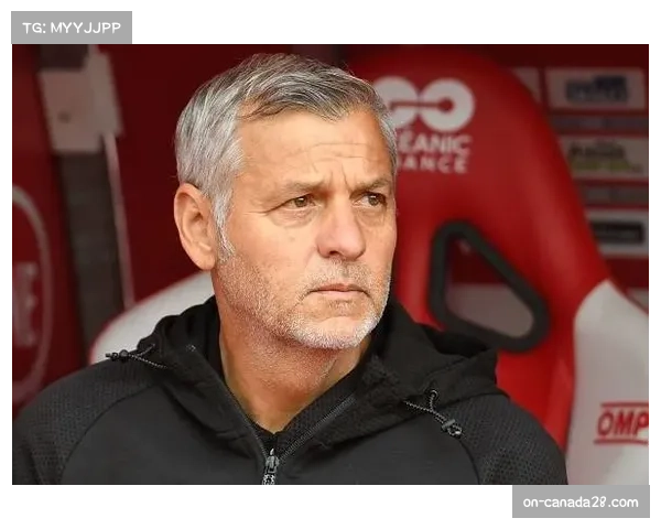 雷恩主帅热内西奥专访：谈论球队本赛季的战术变革与未来计划